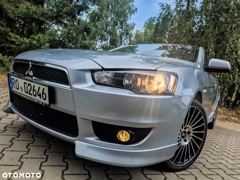 Mitsubishi Lancer 1.8 Intense - 3