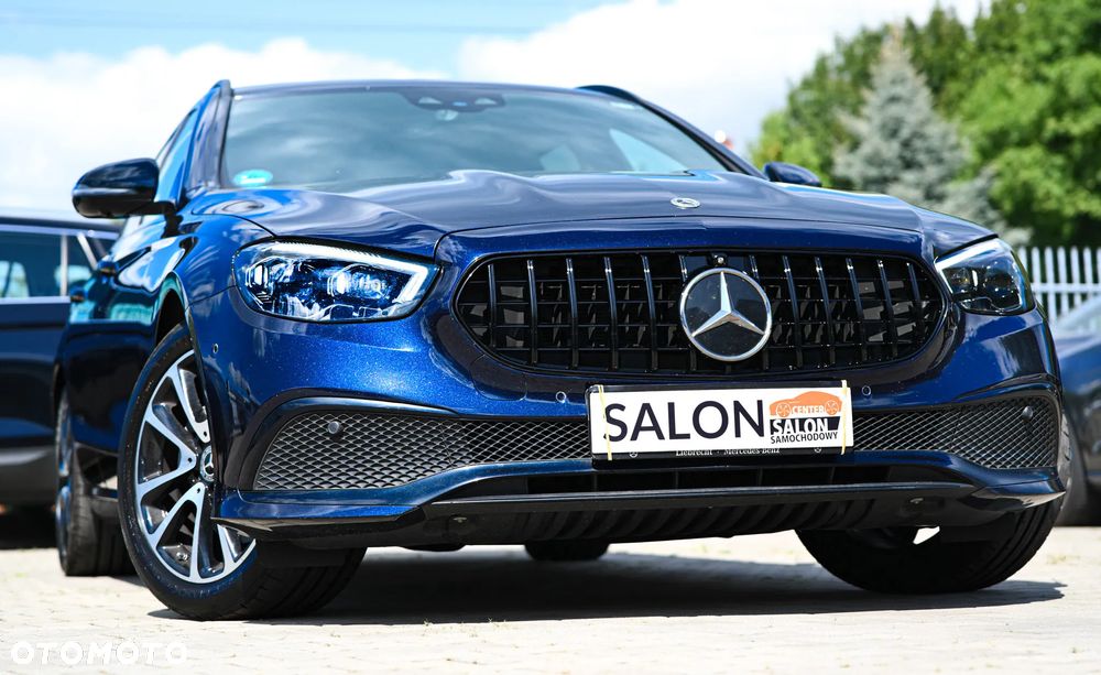 Mercedes-Benz Klasa E 220 d 9G-TRONIC Night Edition - 5