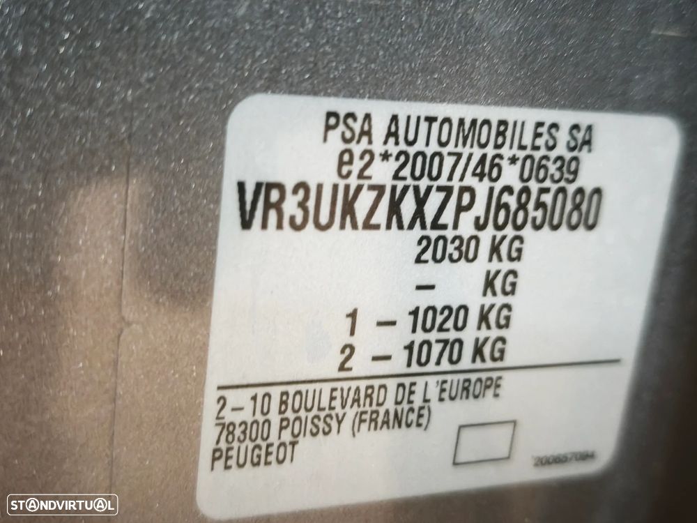 Peugeot e-2008 Active Pack - 43