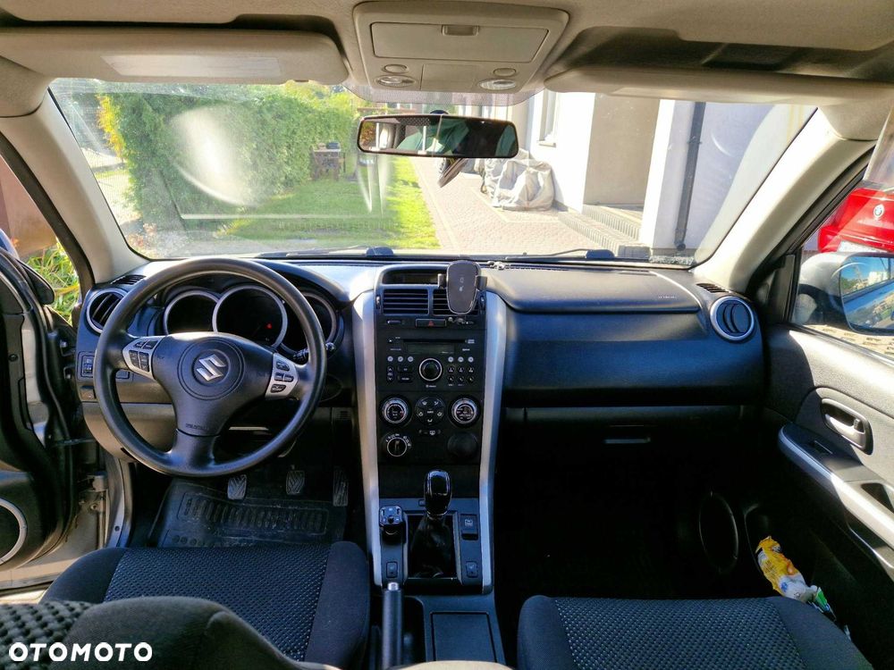 Suzuki Grand Vitara - 4