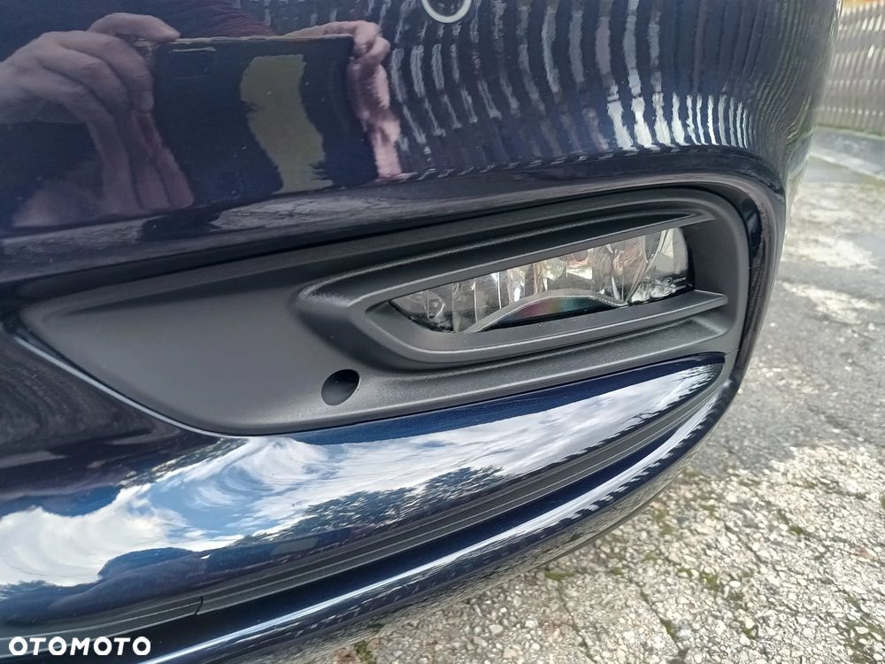 Opel Astra 1.4 T Elite S&S - 27