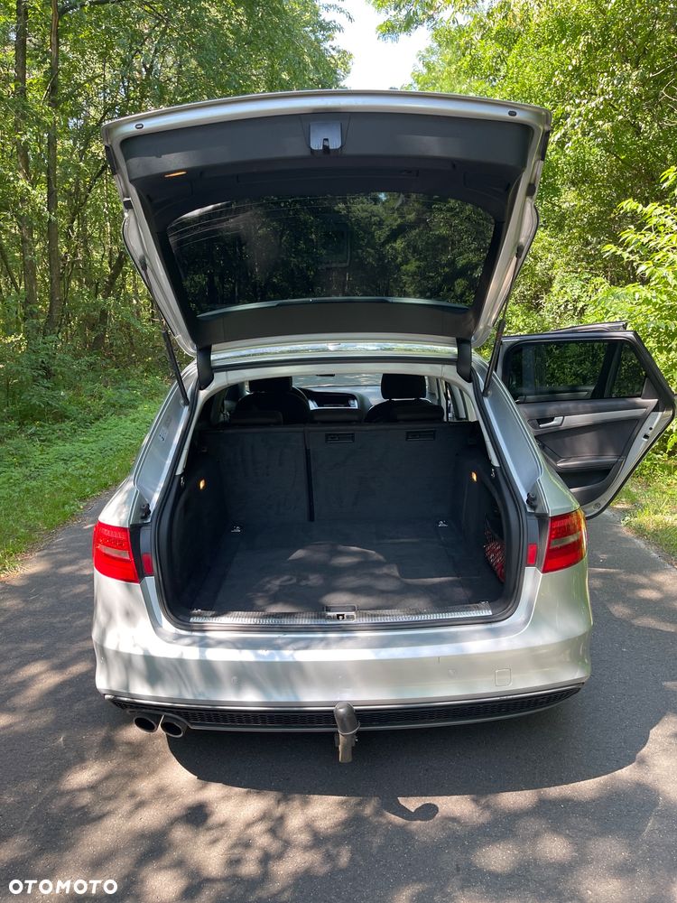 Audi A4 Avant 2.0 TDI DPF clean diesel multitronic Ambiente - 14