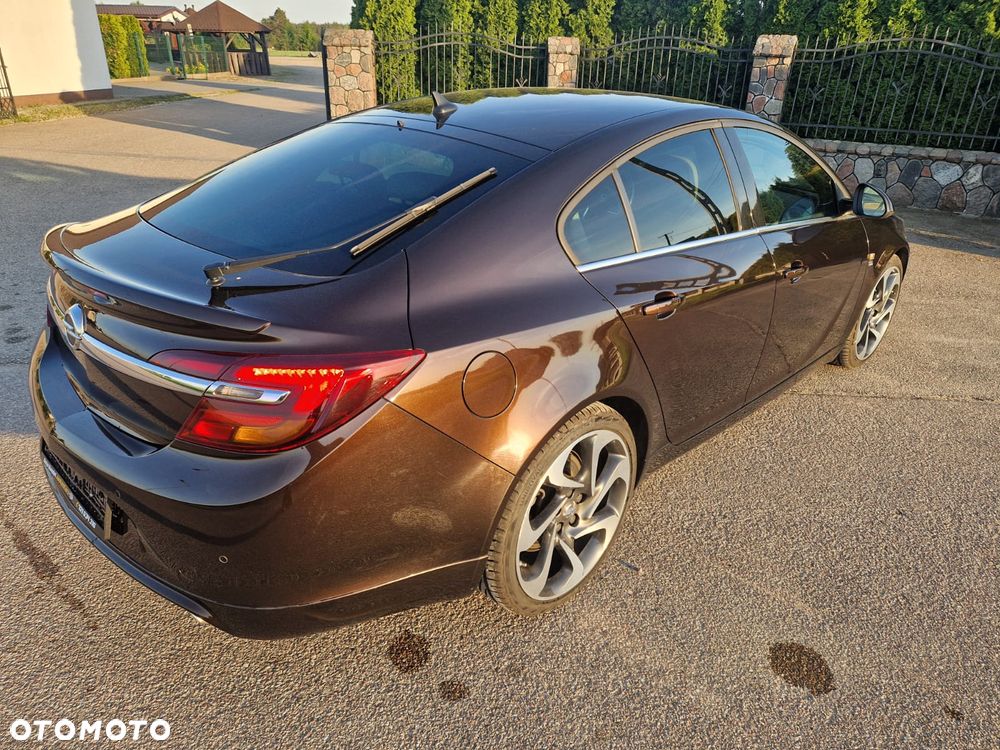Opel Insignia - 11