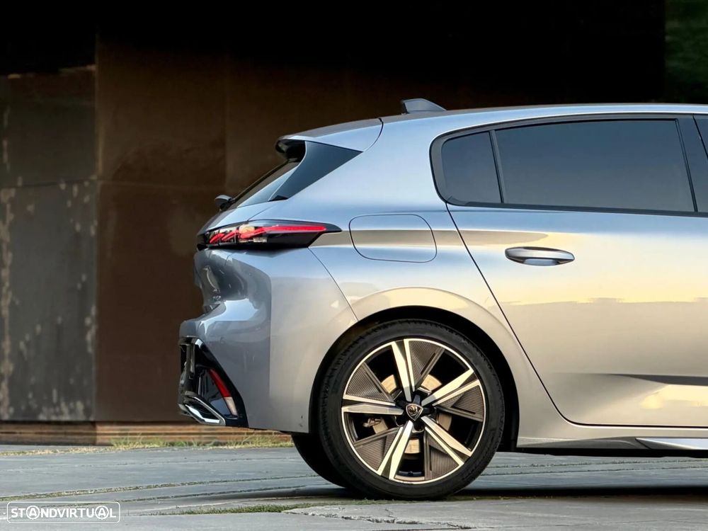 Peugeot 308 1.6 Hybrid GT Pack e-EAT8 - 31