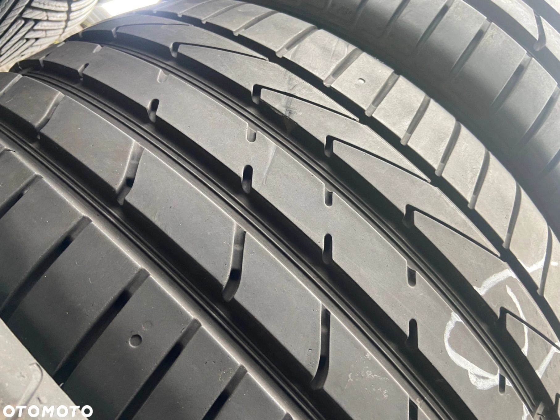 255/35/18 Hankook Ventus S1 Evo2_6mm_2szt_(604) - 4