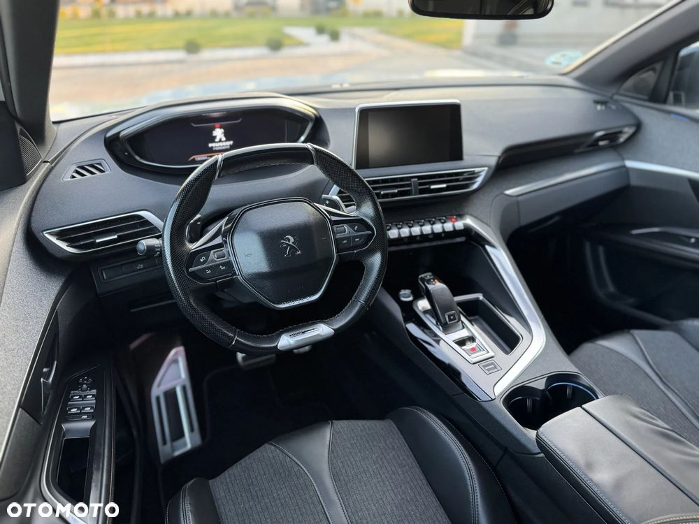 Peugeot 5008 - 23