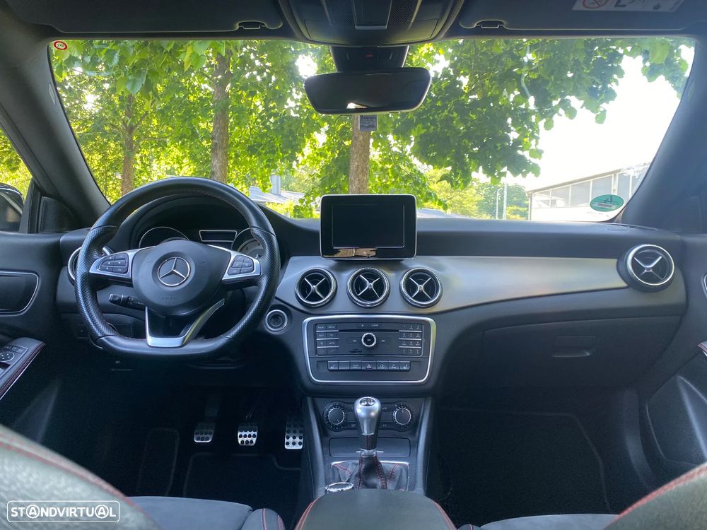 Mercedes-Benz CLA 200 - 5