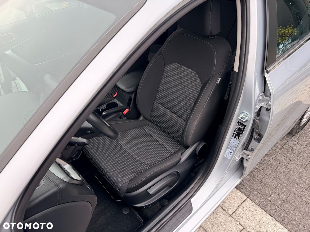 Kia Ceed 1.0 T-GDI M - 12