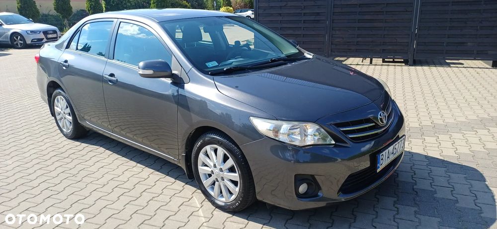 Toyota Corolla 1.6 Premium - 4