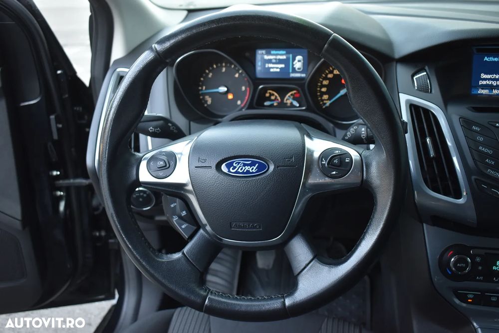 Ford Focus 1.6 TDCI DPF Titanium - 19
