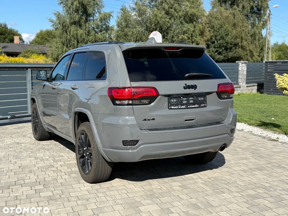 Jeep Grand Cherokee - 4