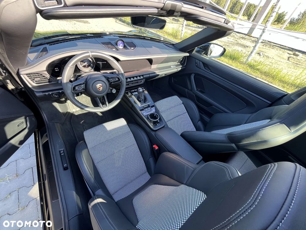 Porsche 911 - 18