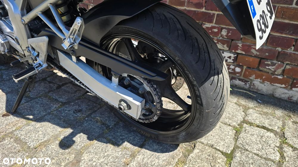 Yamaha FZ6 - 14