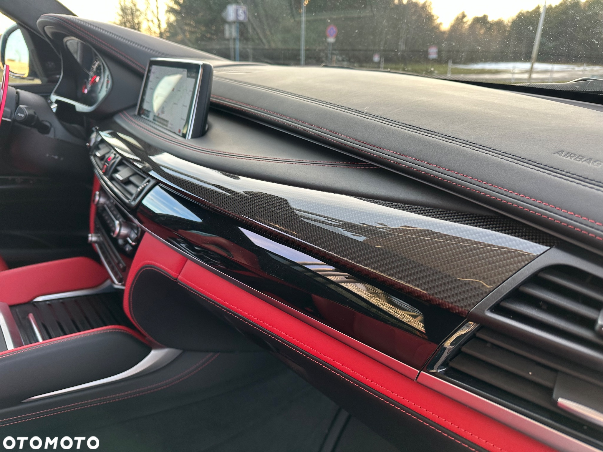 BMW X6M Standard - 24