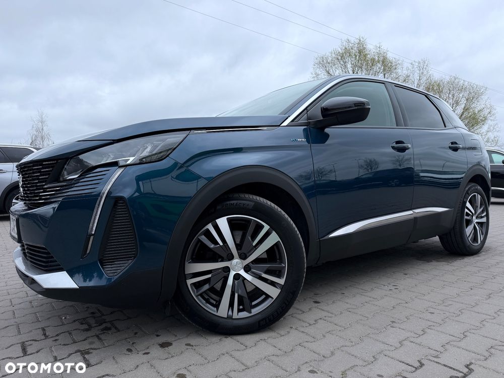 Peugeot 3008 1.6 PureTech HYbrid Allure S&S EAT8 - 1