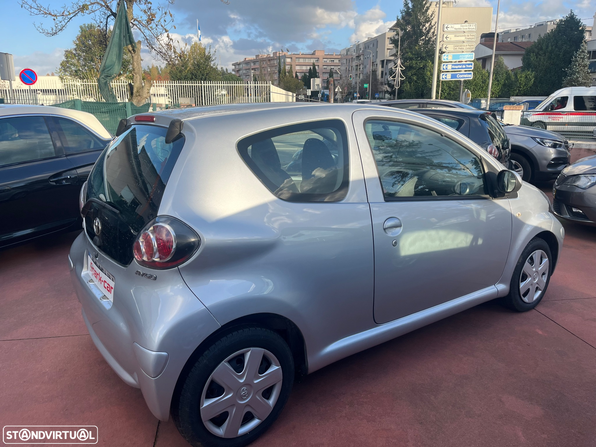Toyota Aygo 1.0 Plus Sport Pack - 6