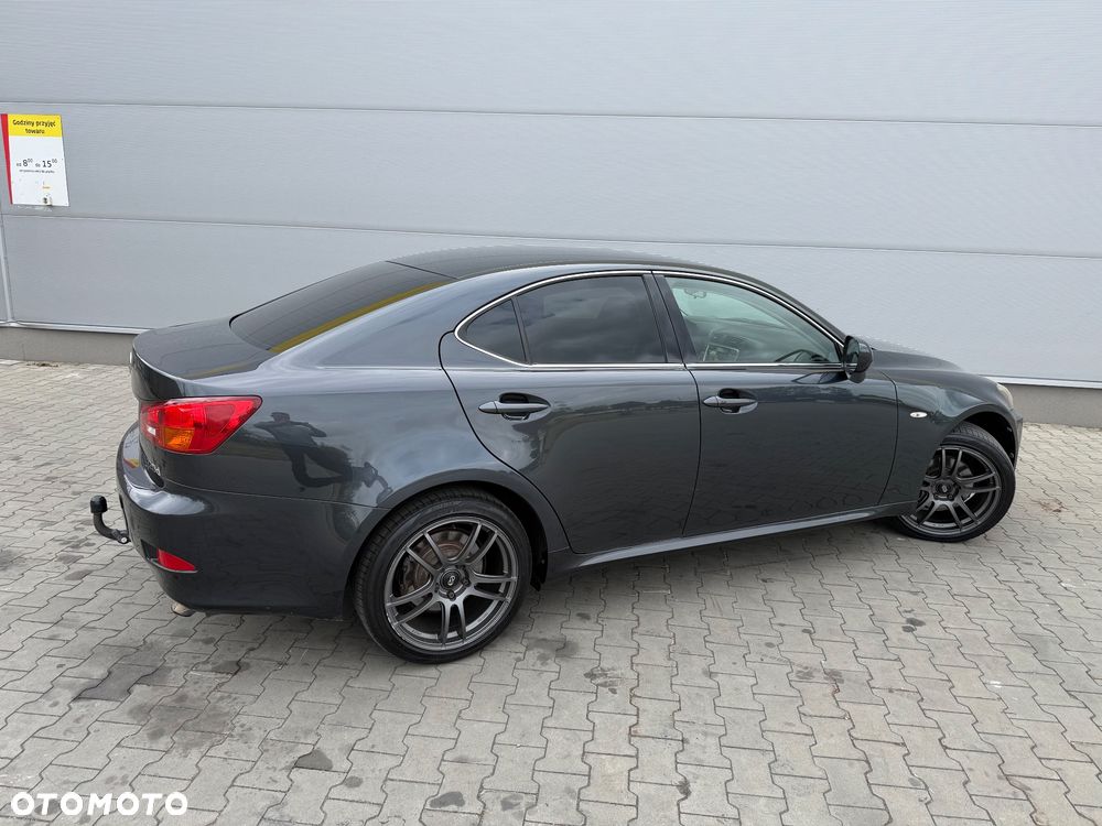 Lexus IS 220 D Comfort - 13
