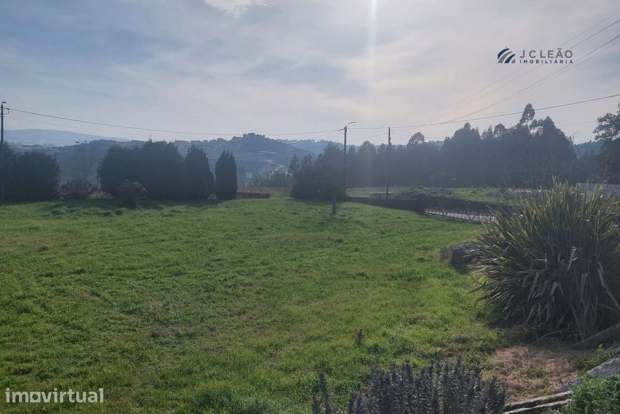Terreno c/ 2458m2 de construção em Louredo, Paredes - Grande imagem: 3/19
