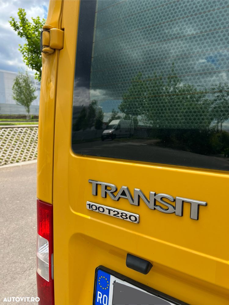 Ford Transit - 12