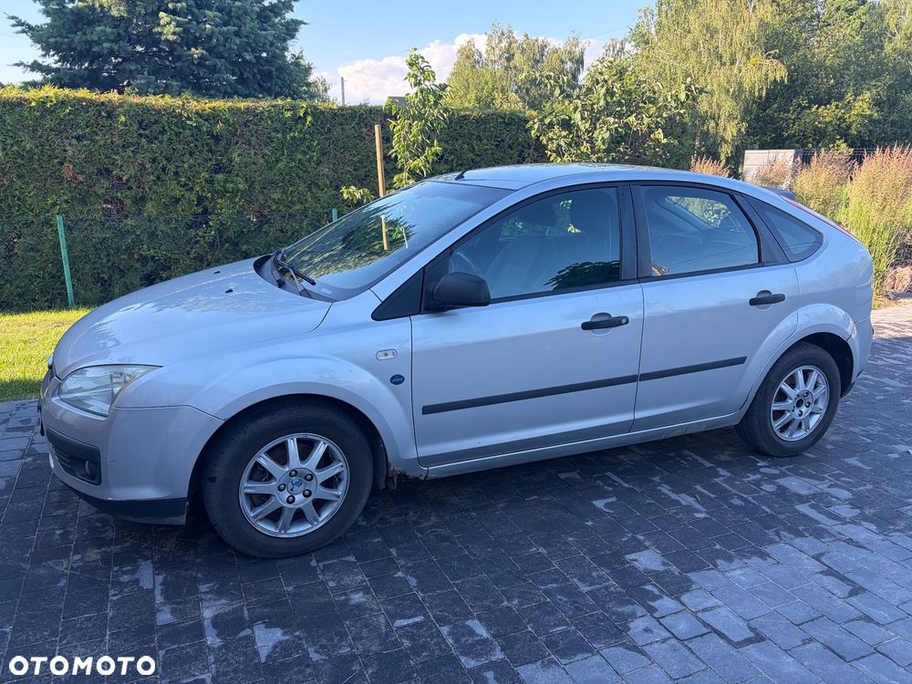 Ford Focus 1.6 TDCi Ambiente - 2