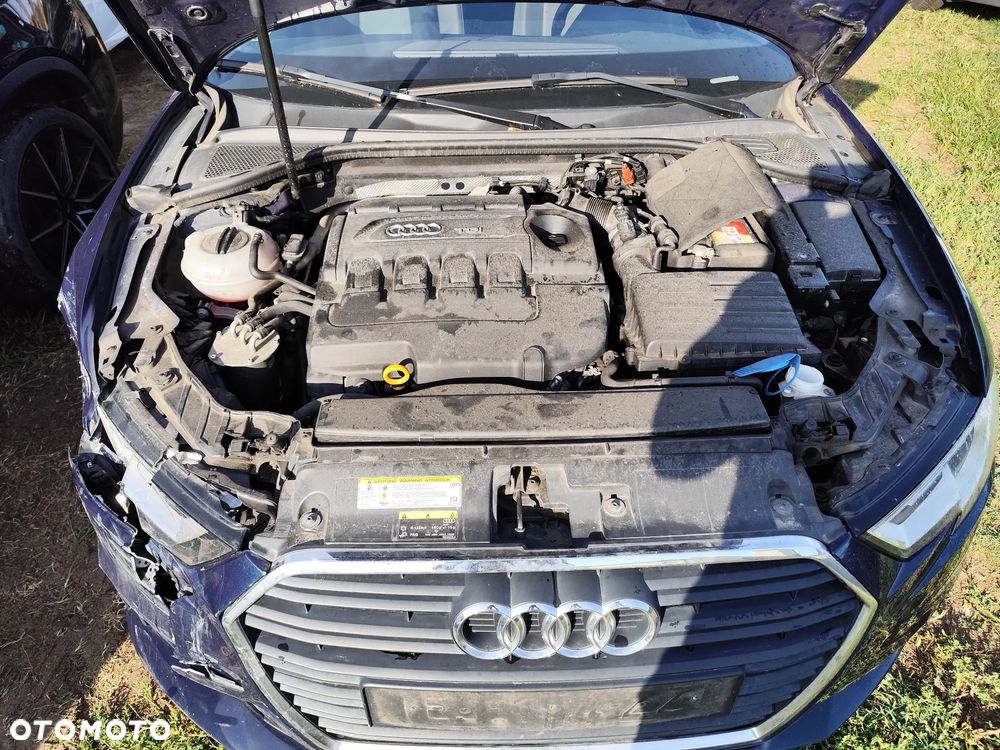 Audi A3 3-drzwiowe 1.6 TDI clean diesel Attraction - 12