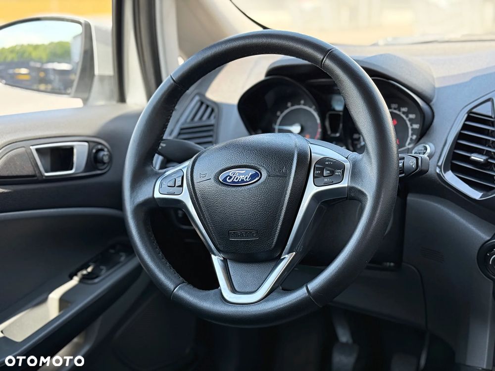 Ford EcoSport - 17