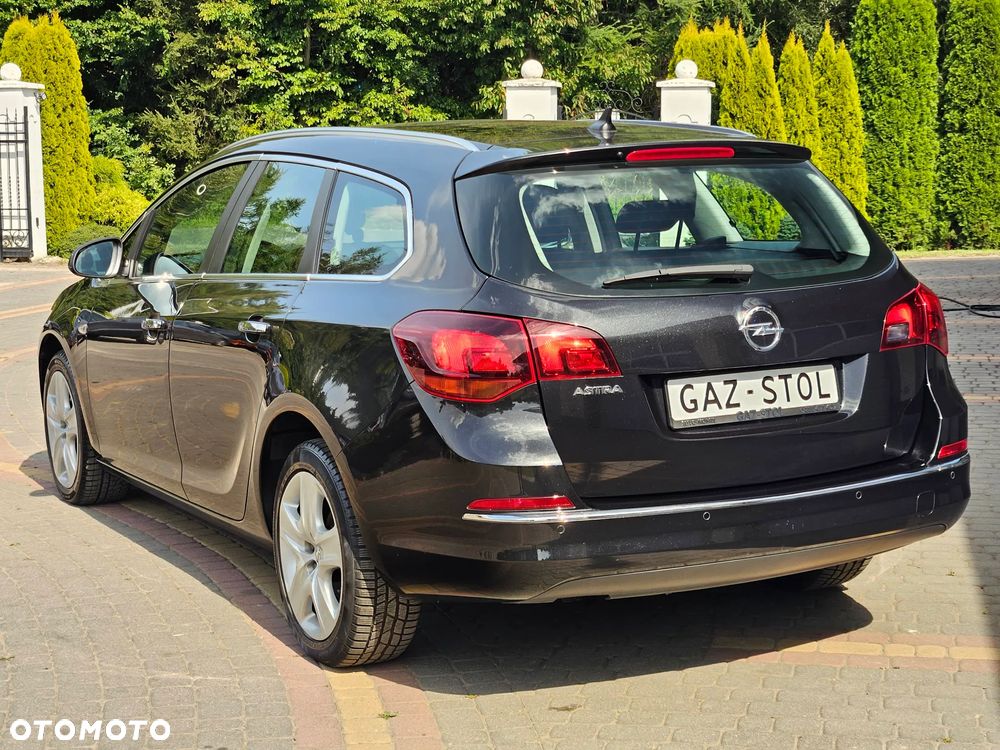 Opel Astra 1.6 Sports Tourer Selection - 14