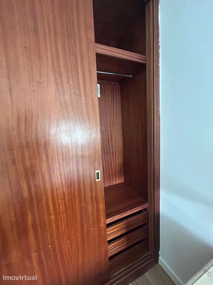 Apartamento Moderno de 2 Quartos, 6º andar e Garagem - Grande imagem: 4/18