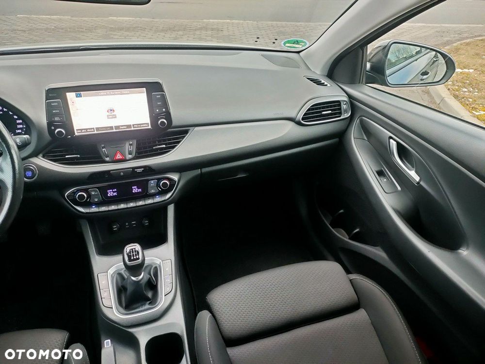 Hyundai i30 1.4 T-GDI Premium - 32