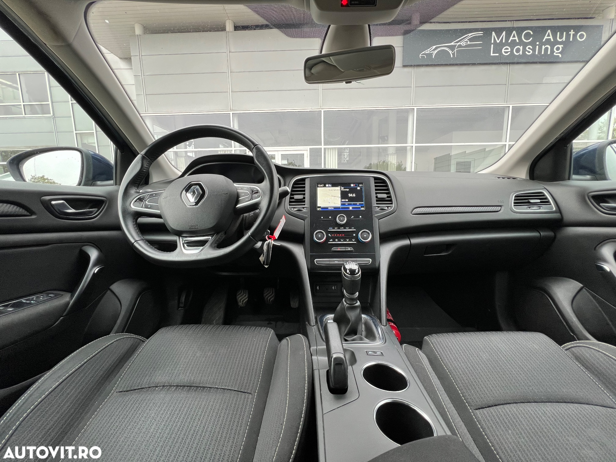Renault Megane ENERGY dCi 110 BUSINESS - 4