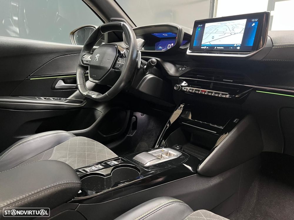 Peugeot 208 1.2 PureTech GT Pack EAT8 - 11