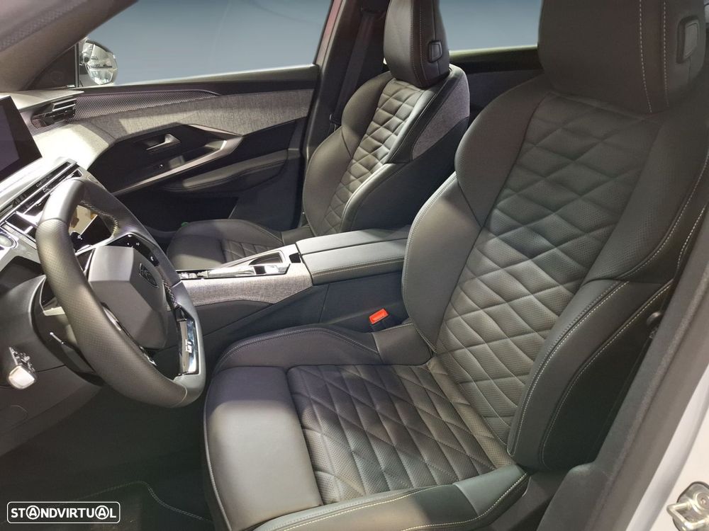 Peugeot E-3008 73 kWh GT - 11