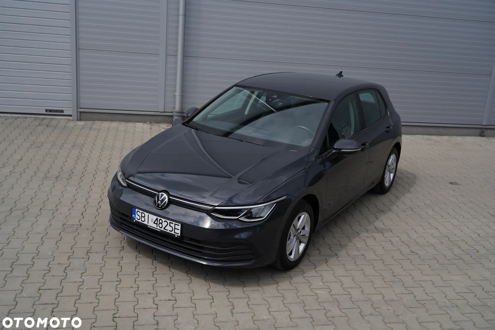 Volkswagen Golf - 2