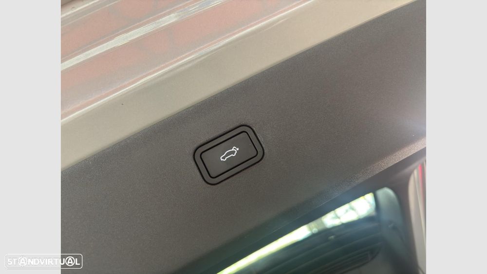 Volvo EX30 69 kWh Single Motor Extended Range Plus - 16