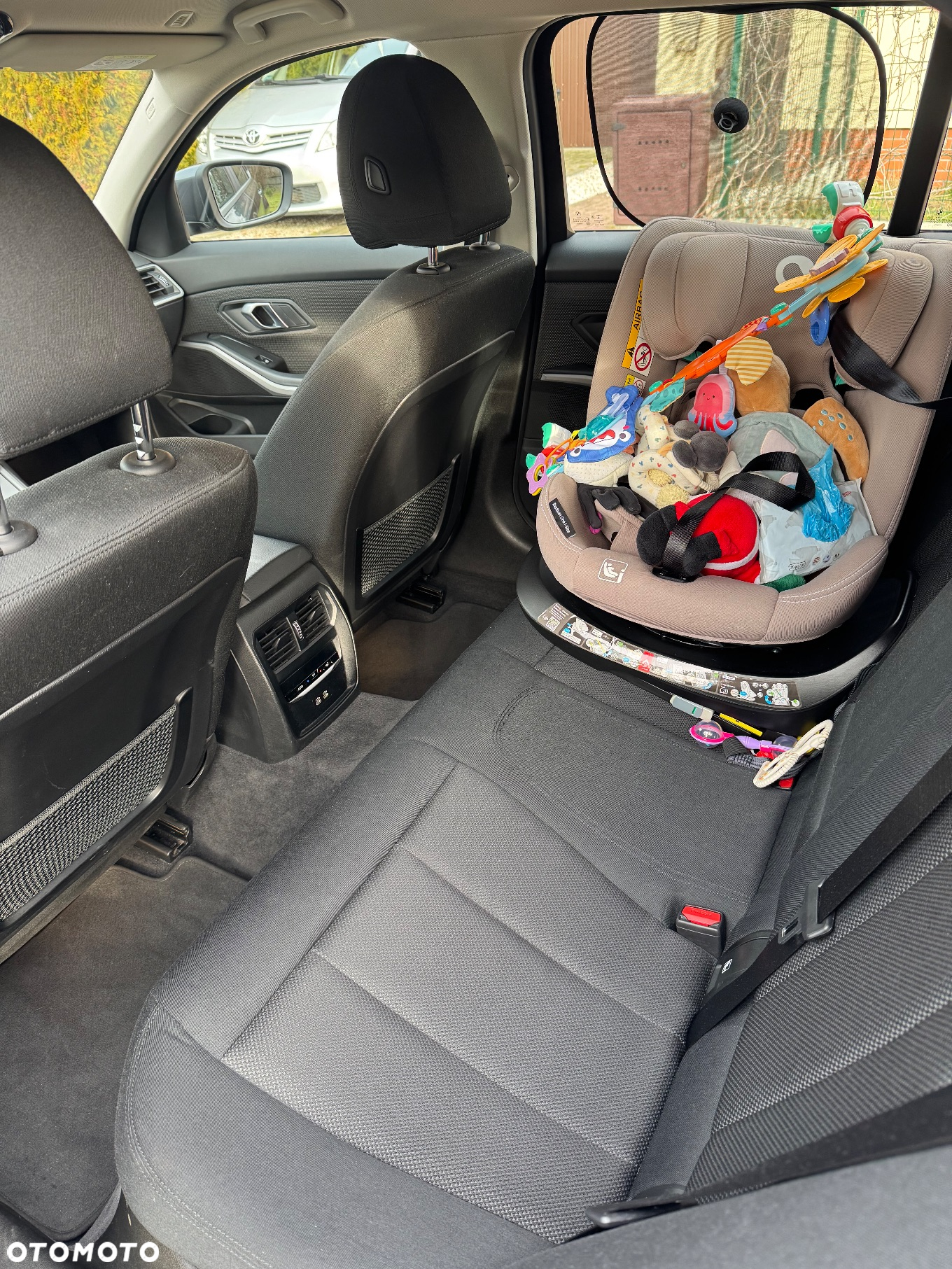 BMW Seria 3 318i - 14