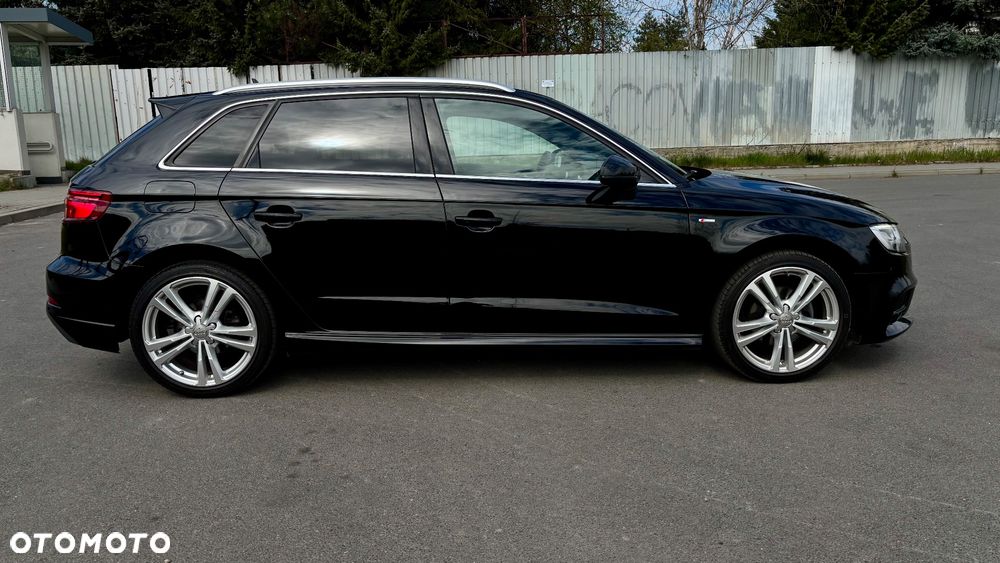 Audi A3 Sportback 35 TFSI Sport S tronic - 4