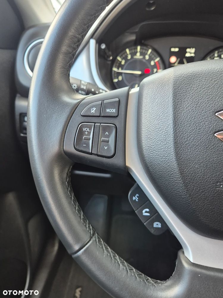 Suzuki Vitara 1.4 Boosterjet mHEV Premium Plus 2WD - 10