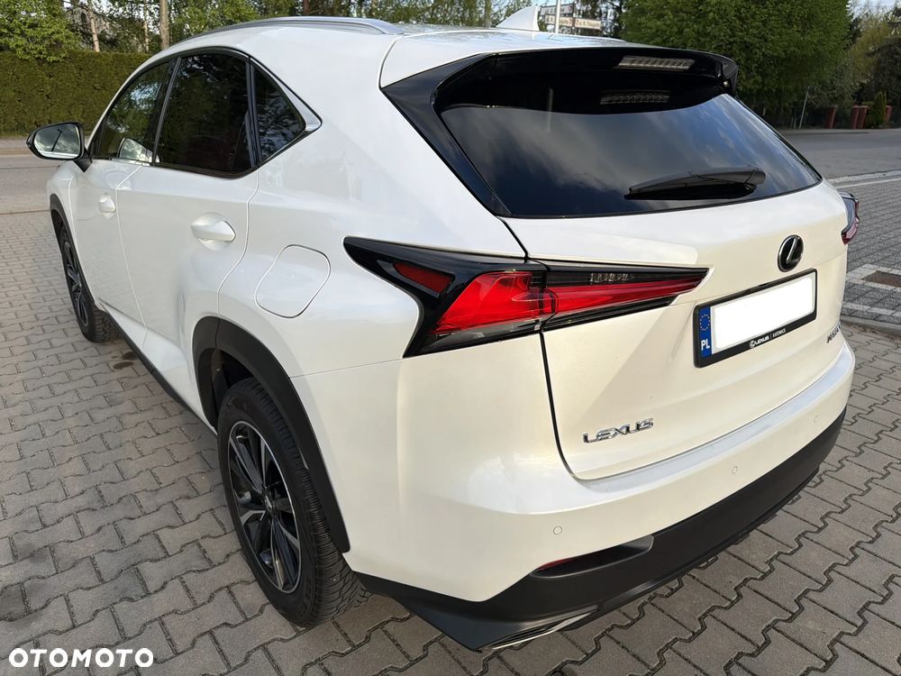 Lexus NX 300 F Impression AWD - 18