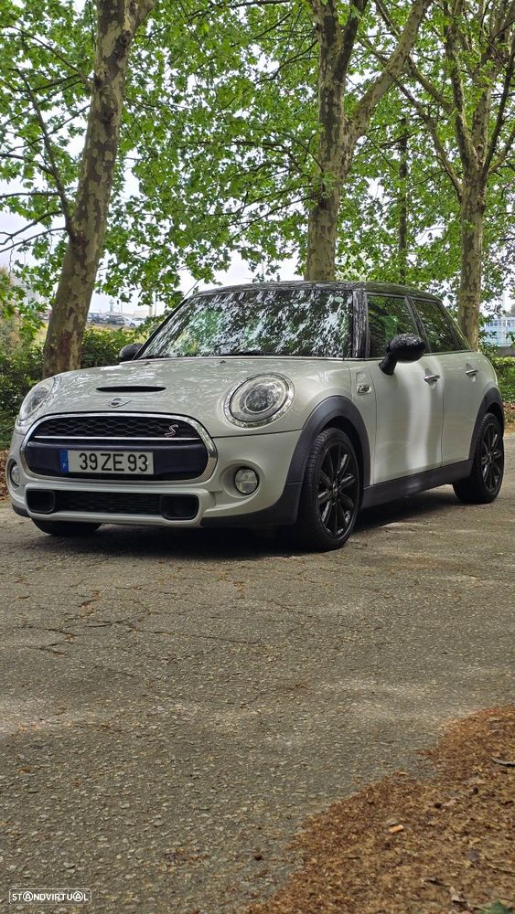 MINI 5 Portas Cooper SD - 2