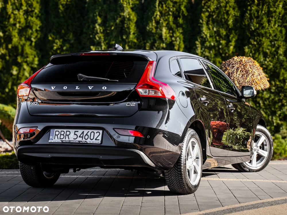Volvo V40 D2 Drive-E Momentum - 9