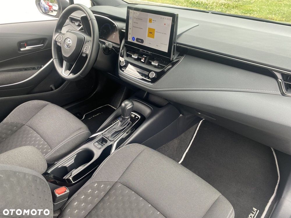 Toyota Corolla - 17