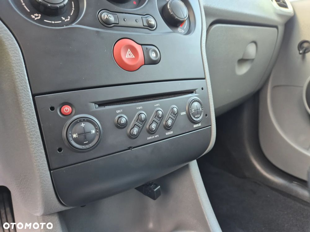 Renault Modus 1.2 16V Yahoo - 38