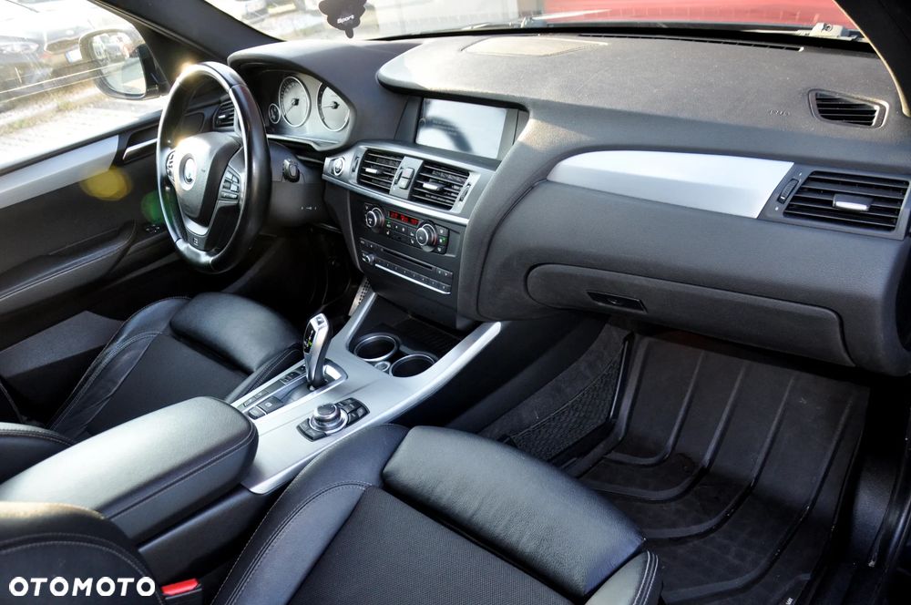 BMW X3 28i xDrive - 34