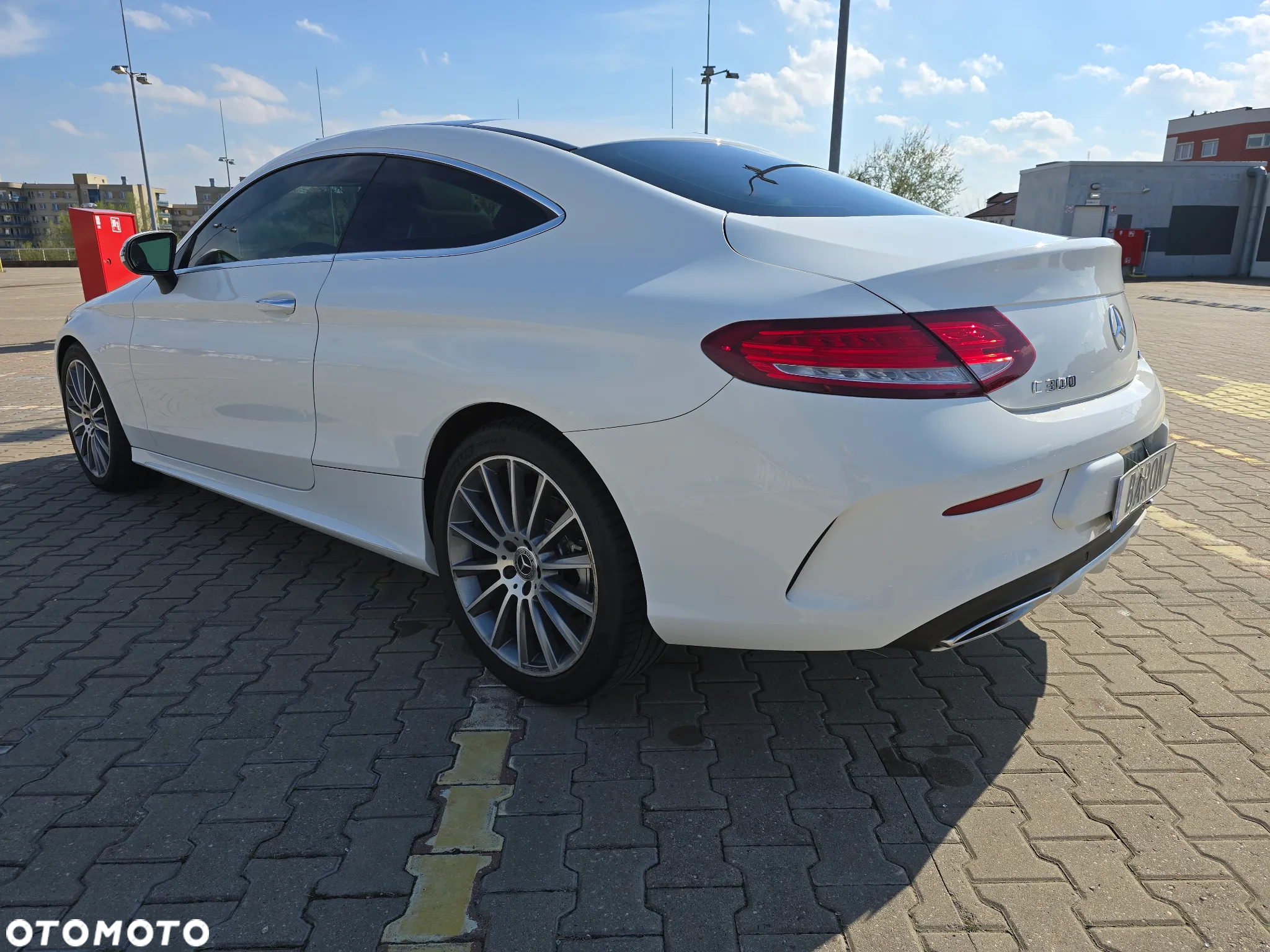 Mercedes-Benz Klasa C 300 Coupe 4Matic 9G-TRONIC - 8