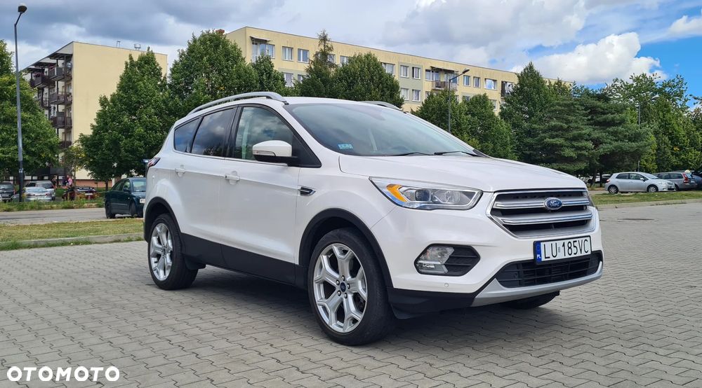 Ford Escape 2.0 EcoBoost AWD Titanium - 10