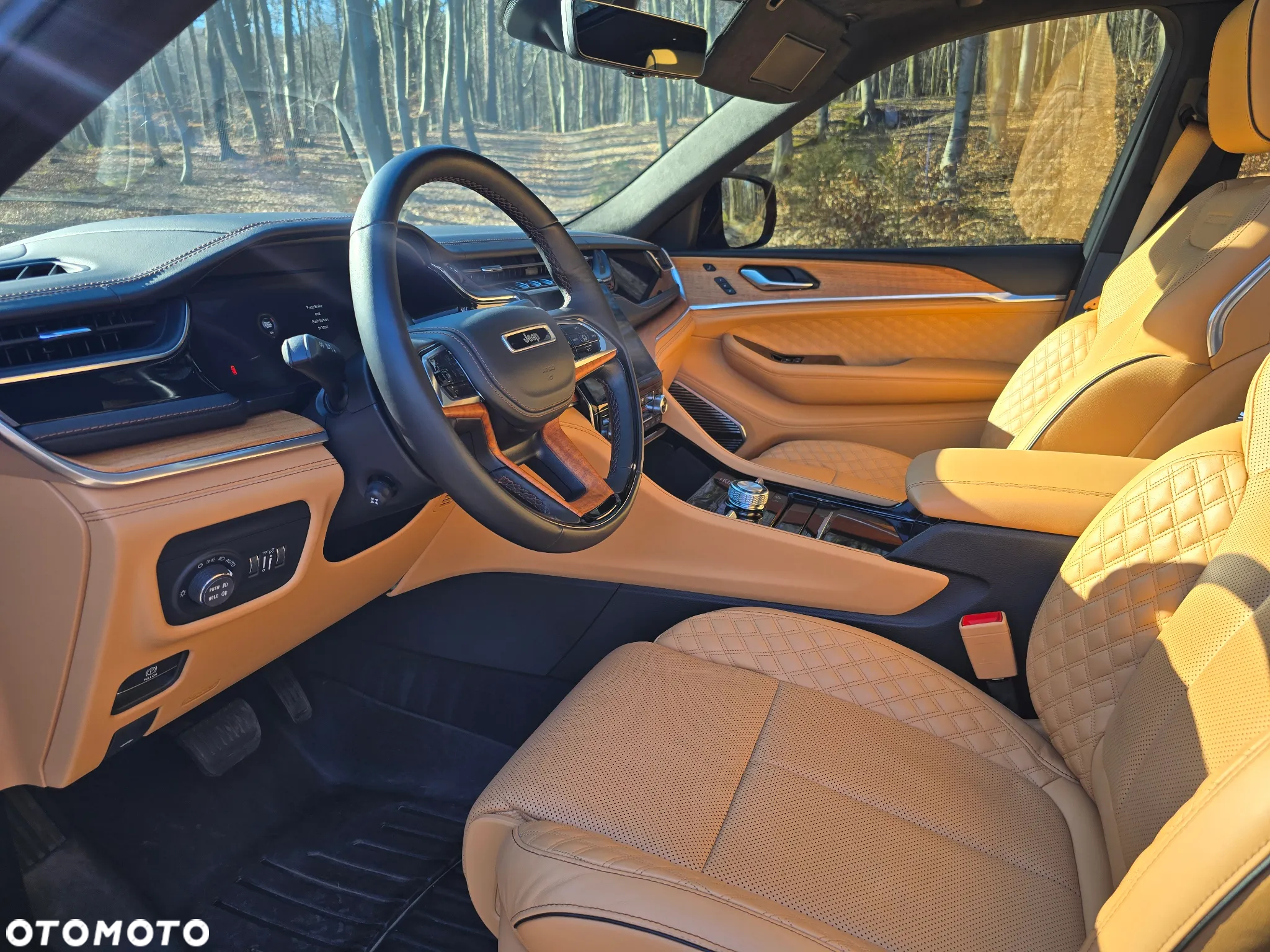 Jeep Grand Cherokee - 9