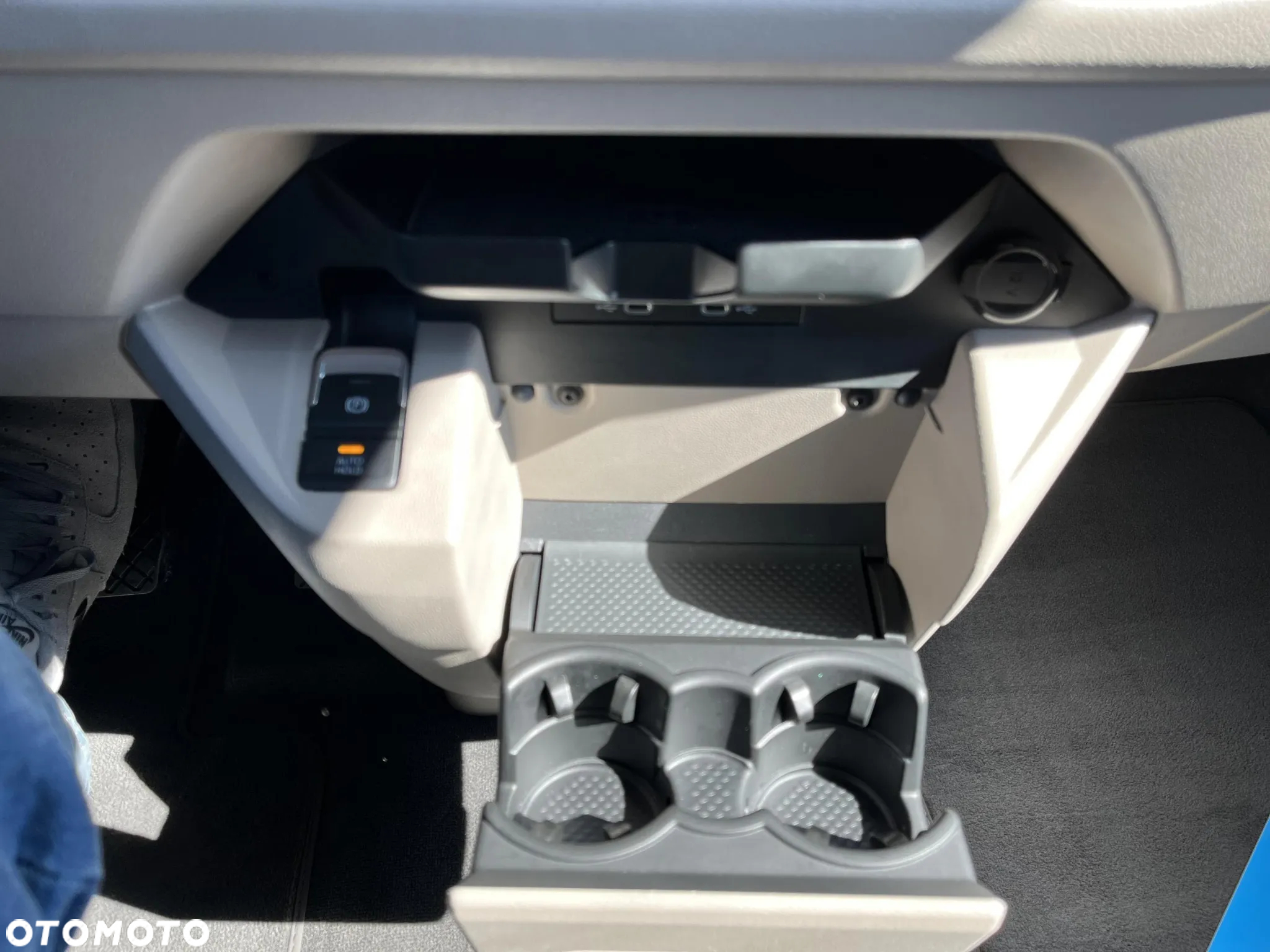 Volkswagen Multivan 1.4 TSI eHybrid PHEV L2 Life DSG - 9