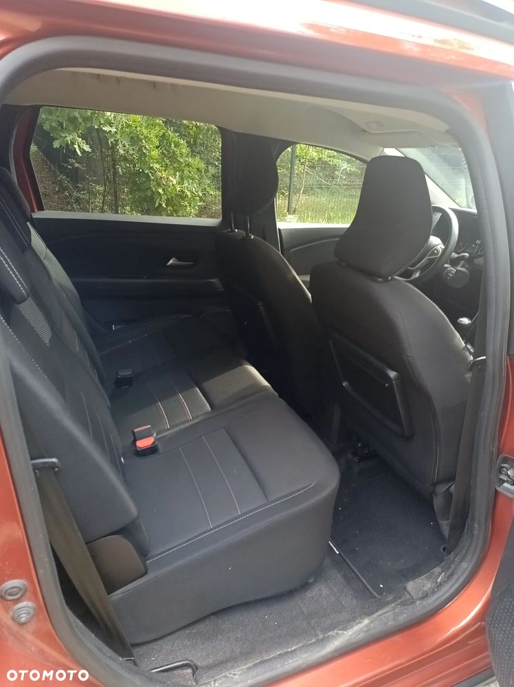 Dacia Jogger 1.0 TCe Comfort 7os - 12