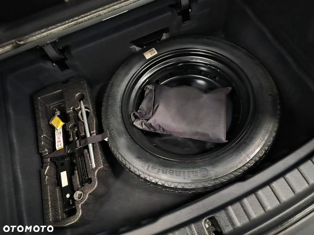 BMW Seria 2 218d Luxury Line sport - 40