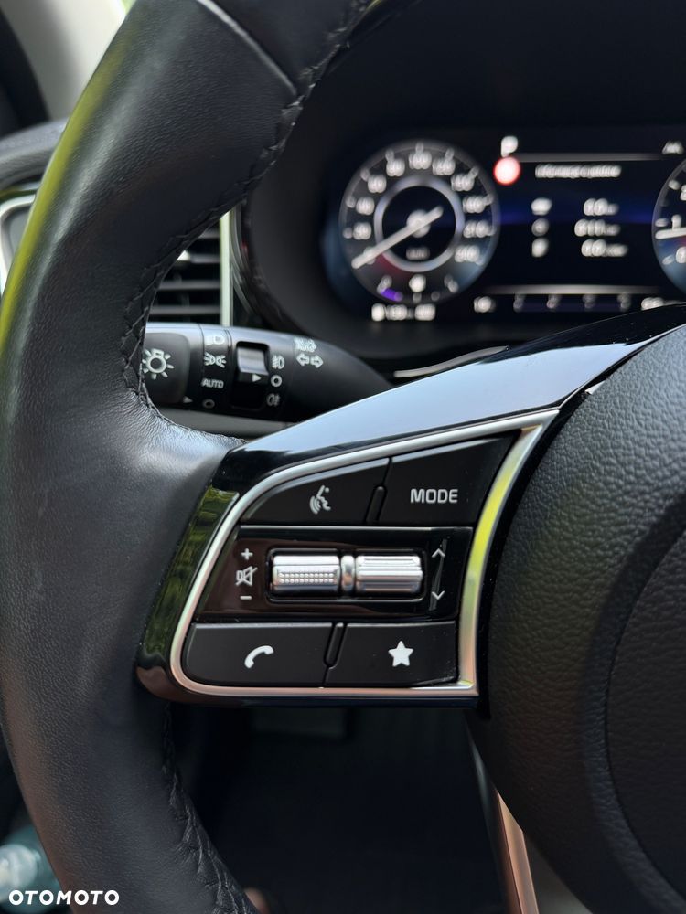 Kia XCeed 1.5 T-GDI Business Line DCT - 14
